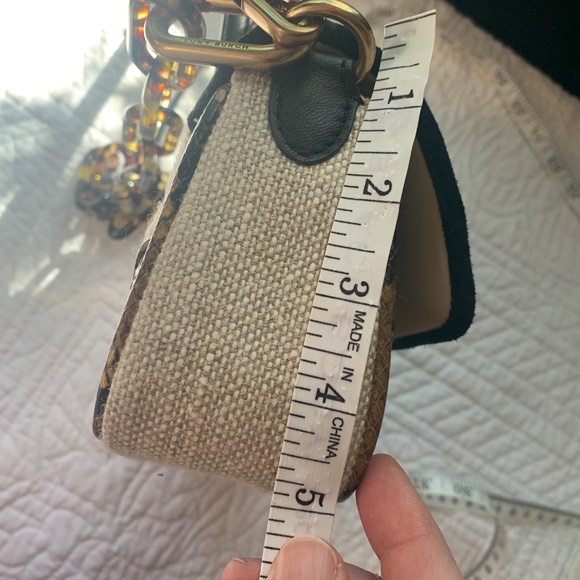 Tory Burch tortoise shell hand bag with strap in new condition - Picture 11 of 16